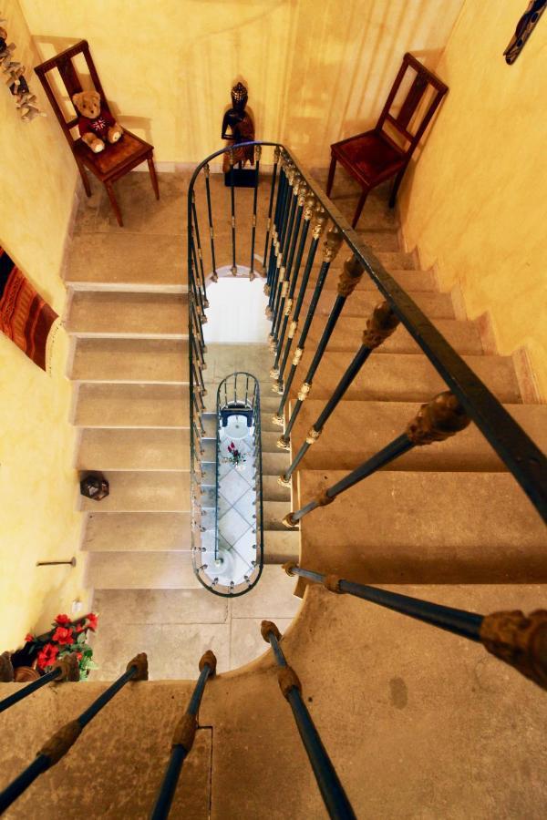 Fontaine Des Magnarelles Hotel Althen-des-Paluds Luaran gambar