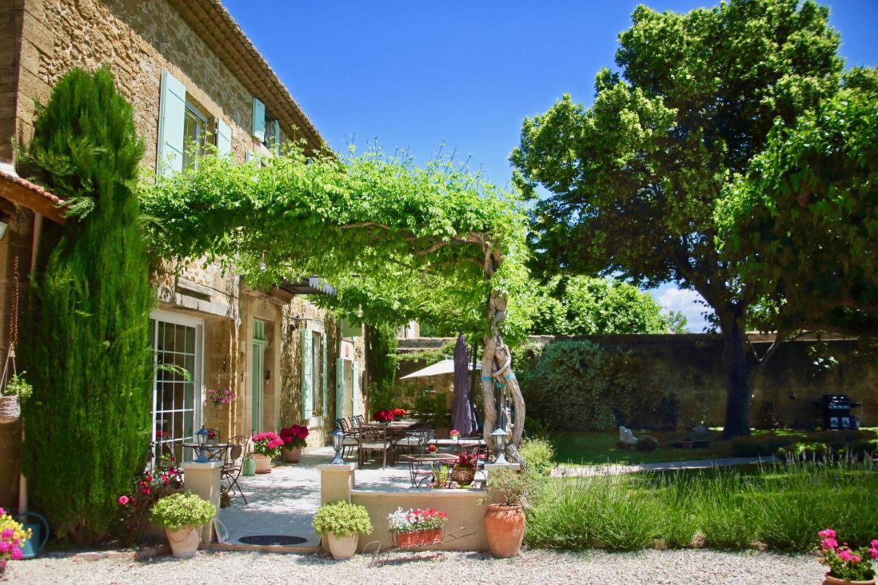 Fontaine Des Magnarelles Hotel Althen-des-Paluds Luaran gambar