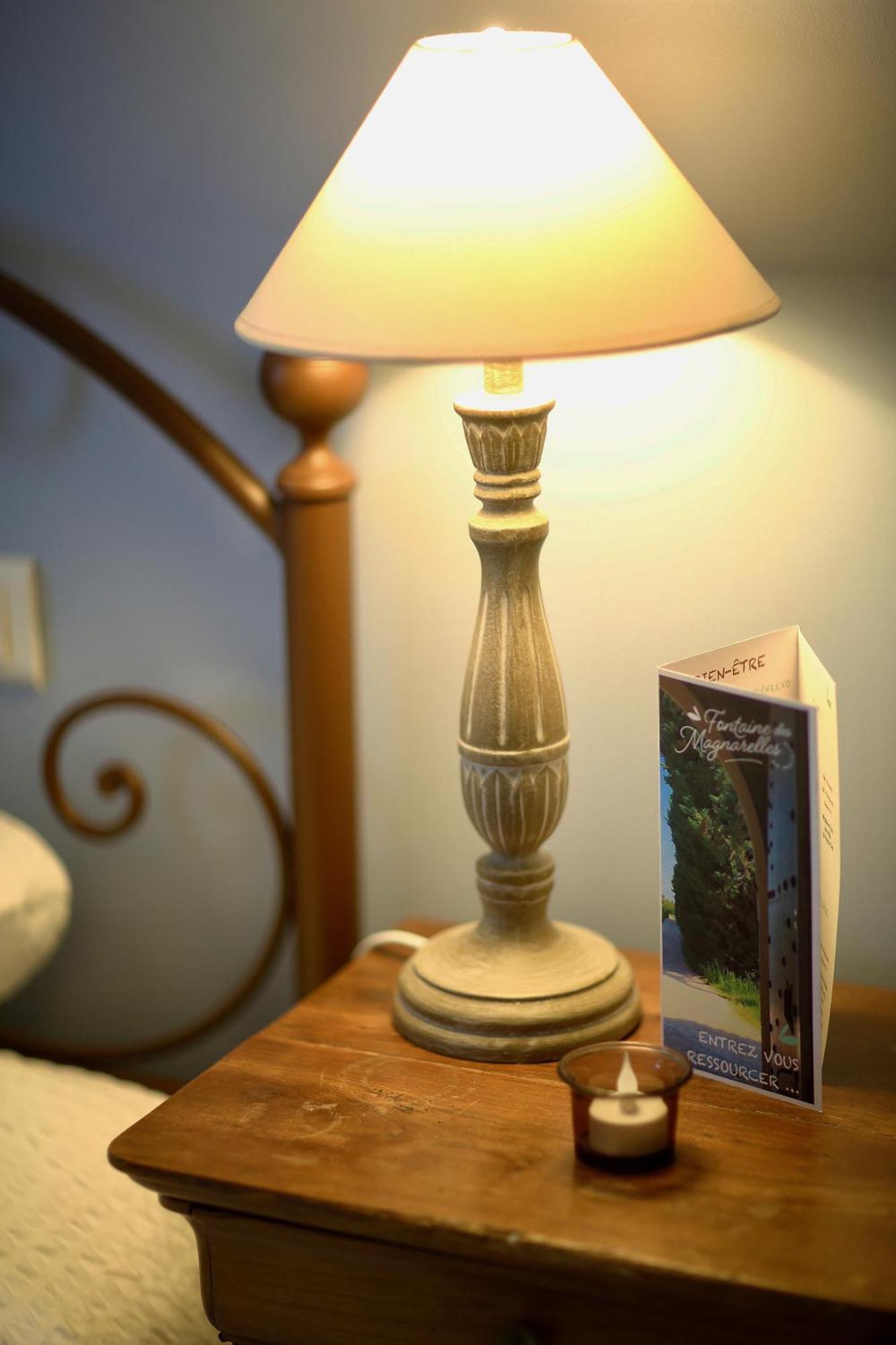 Fontaine Des Magnarelles Hotel Althen-des-Paluds Bilik gambar