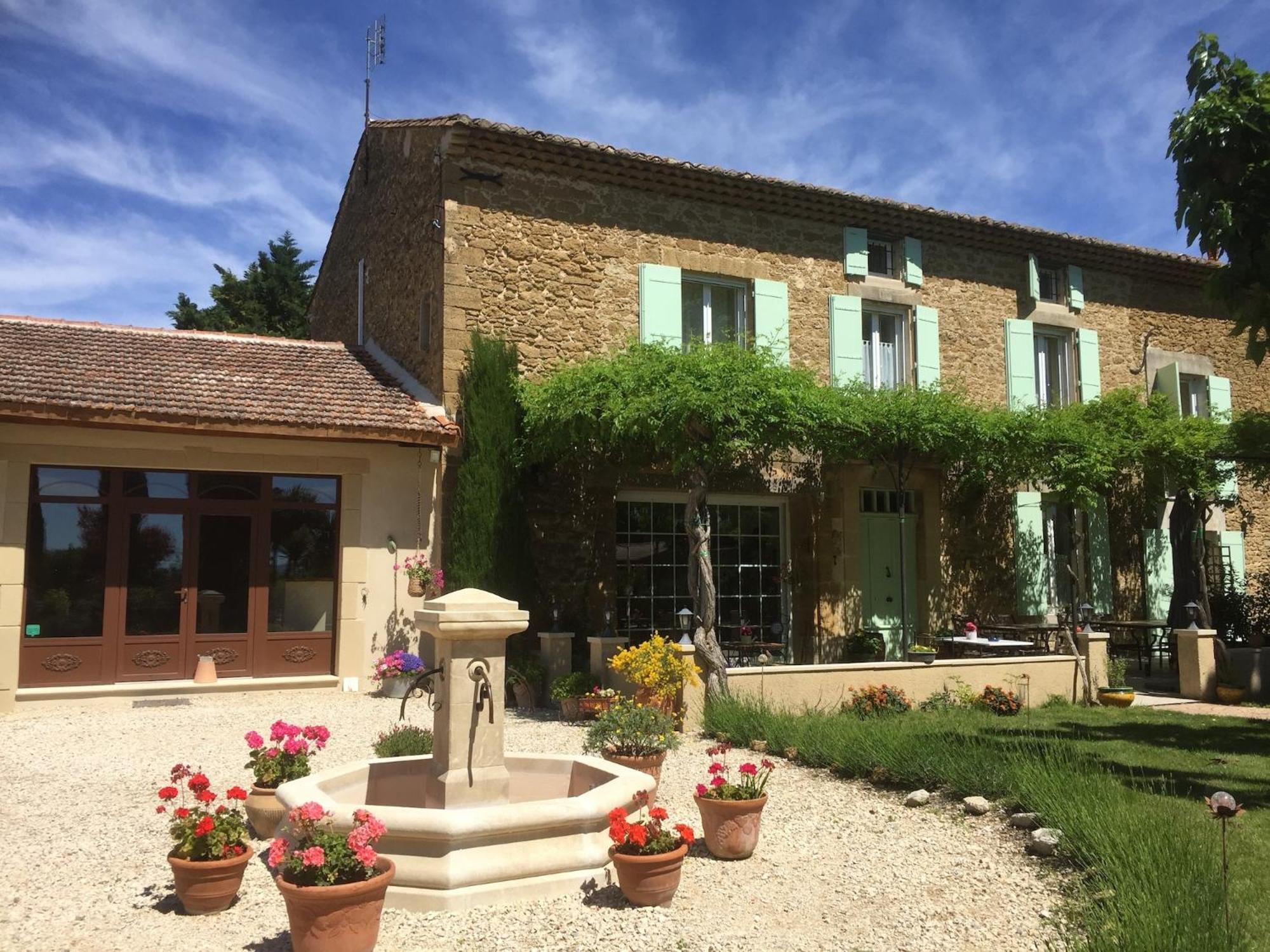 Fontaine Des Magnarelles Hotel Althen-des-Paluds Luaran gambar