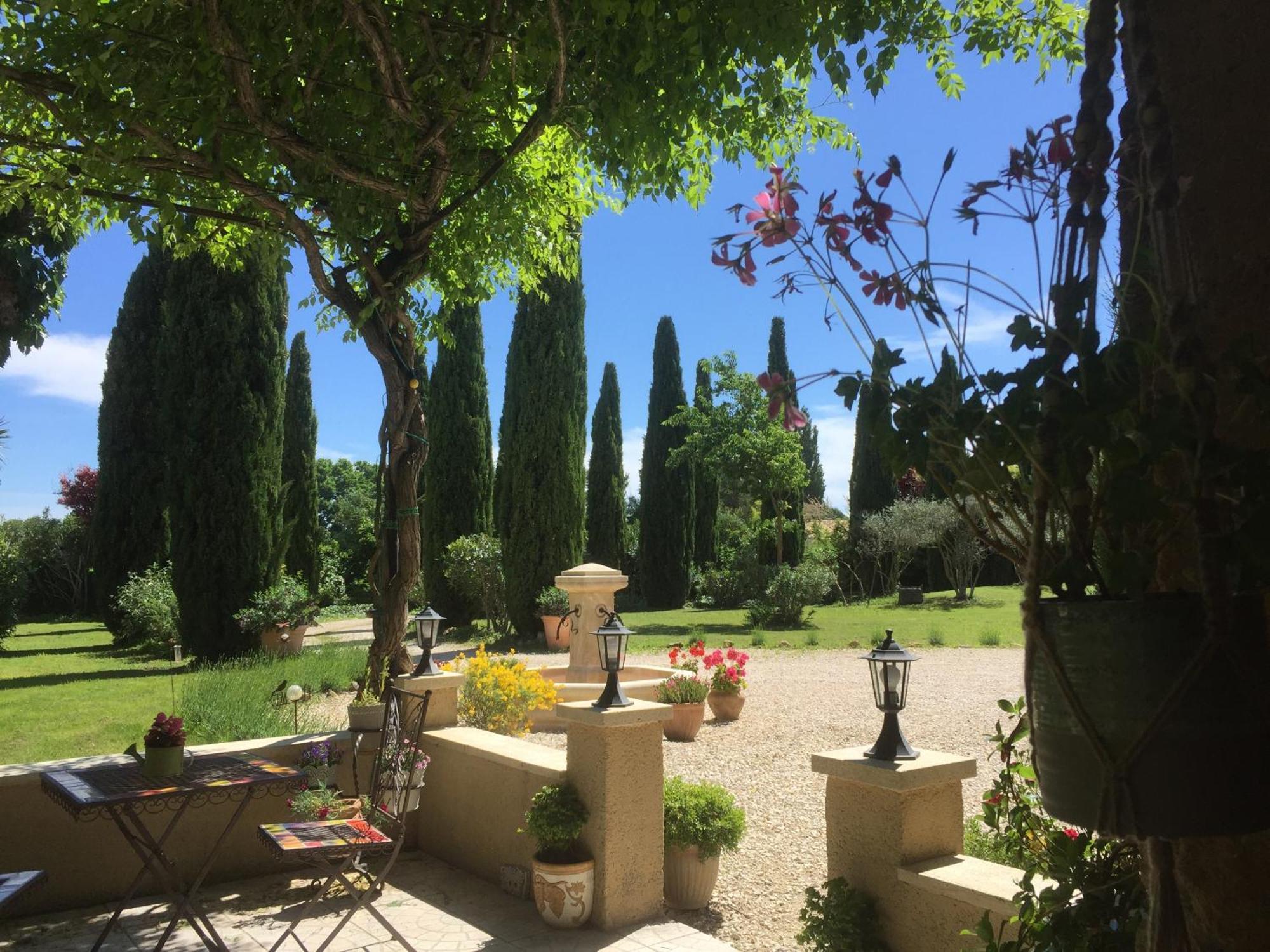 Fontaine Des Magnarelles Hotel Althen-des-Paluds Luaran gambar